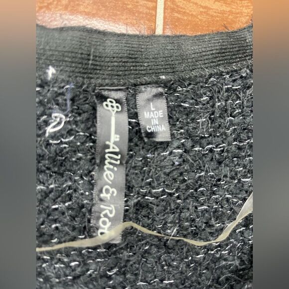 Allie&Rob black and Ivory eyelash open cardigan sz large - Picture 2 of 7